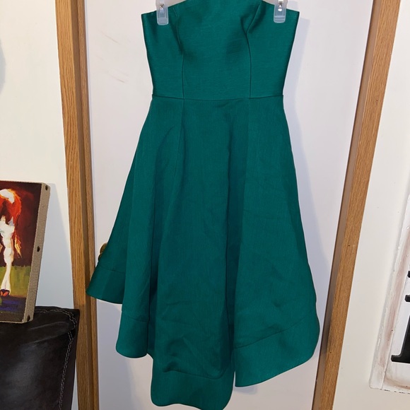 Brand new/ Green/ Making waves dress 👗 - Picture 3 of 7
